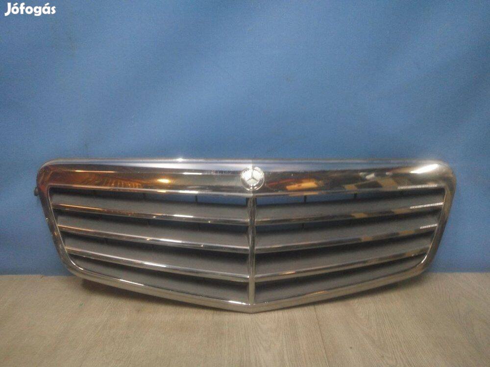 Mercedes W212 - E-class bontott hűőrács eladó