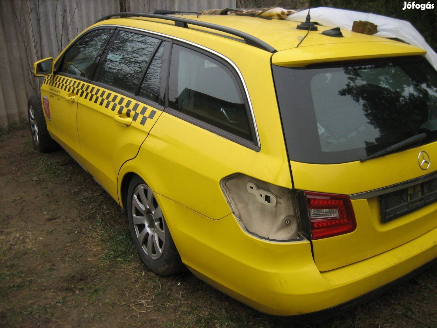 Mercedes W212 bal hátsó ajtó