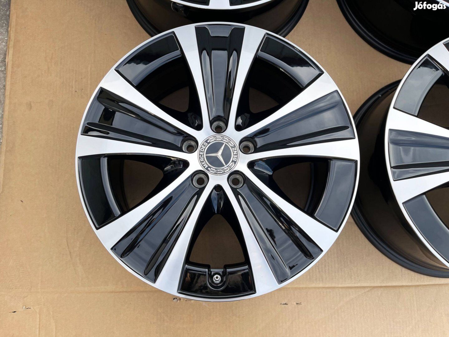 Mercedes W213 18" 5x112 gyári bicolor alufelni 18 coll C CLA E