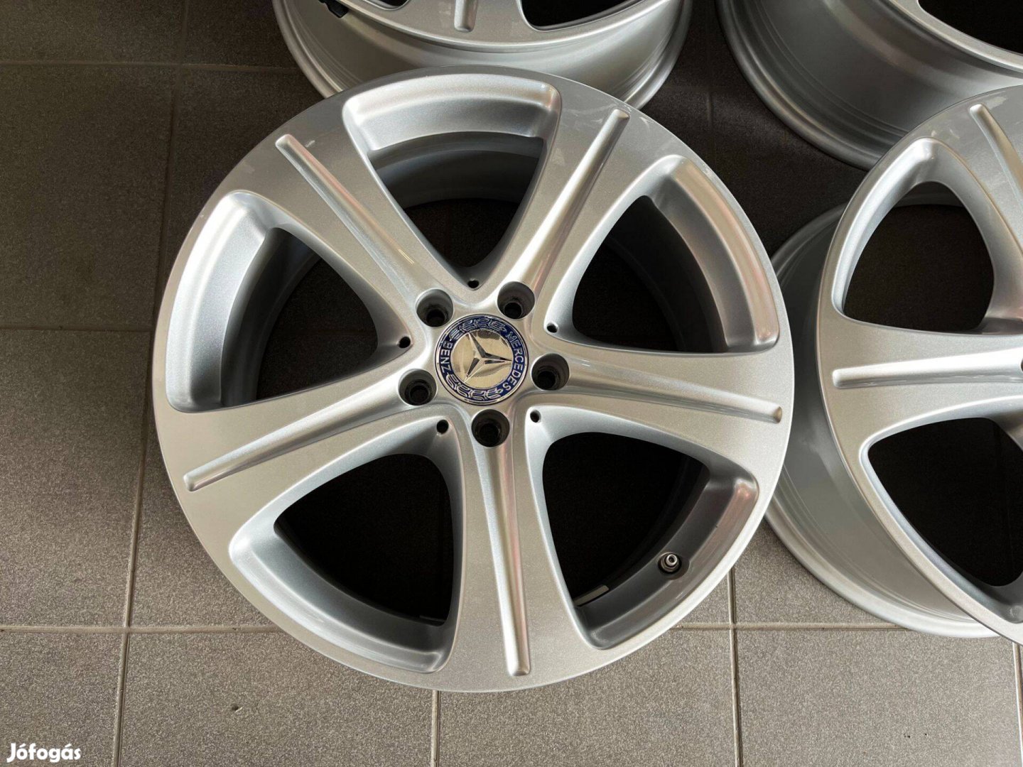 Mercedes W213 gyári 18" 5x112 alufelni eladó 18 coll C CLA E