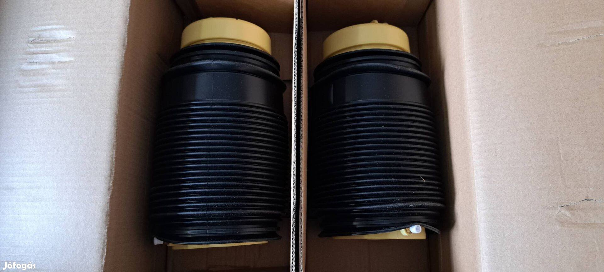 Mercedes W218 CLS W212 E hátsó jobb bal légrugó Új