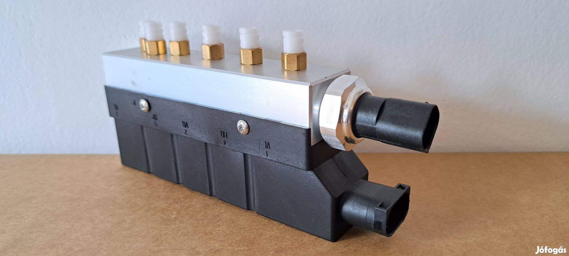 Mercedes W220 S légrugó szeleptömb Új