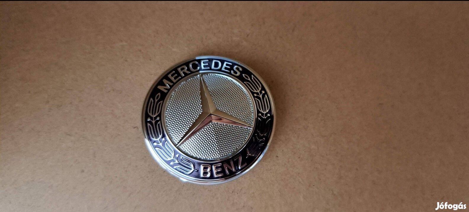 Mercedes W221 W212 W211 gyári új díszrács embléma