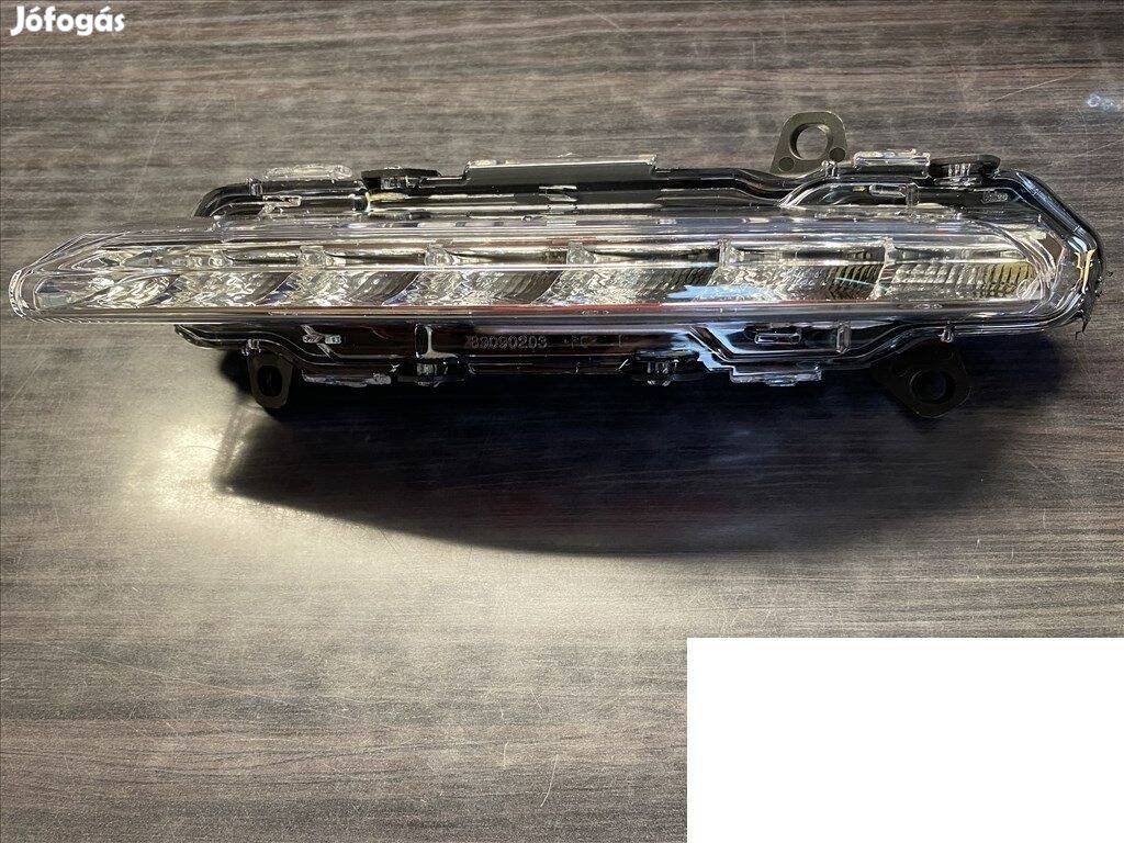 Mercedes W221 - S-class bontott menetfény eladó