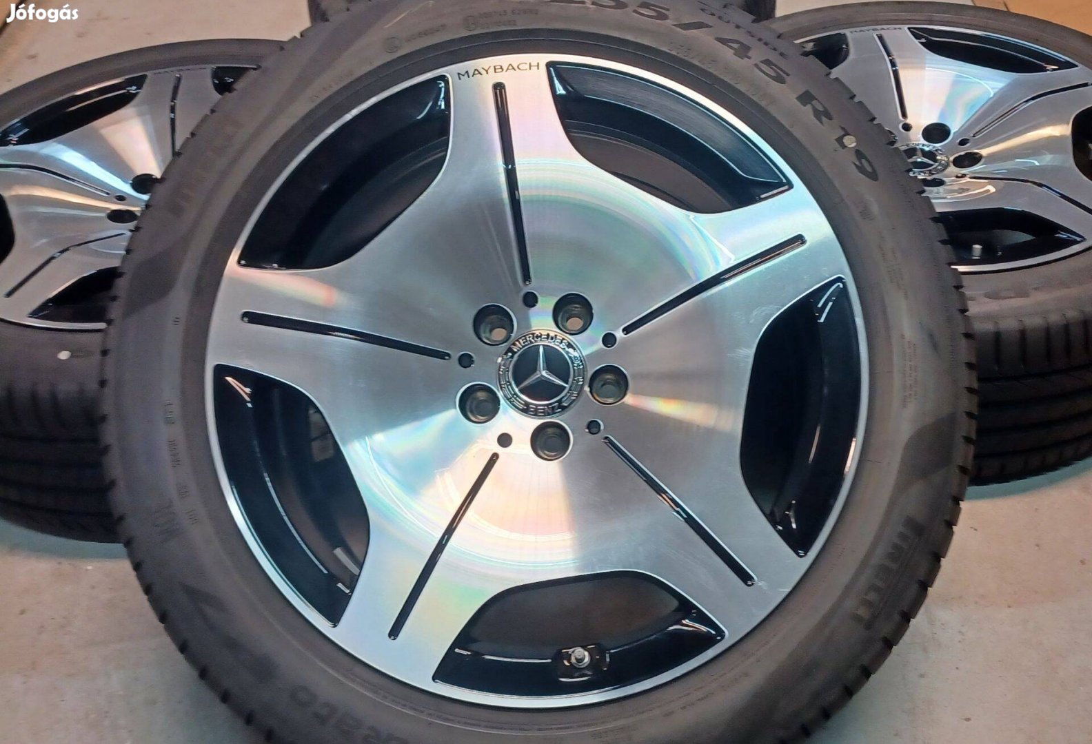 Mercedes W223 Maybach 5x112 8,5x19 255/45 R19 nyári gumikkal 4db