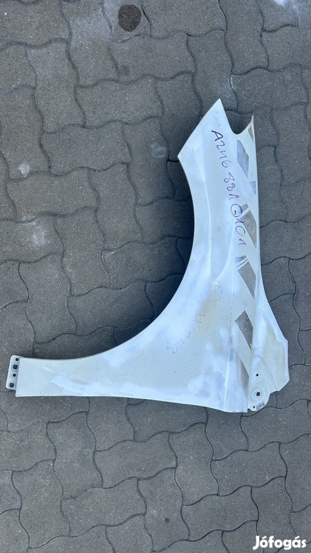 Mercedes W246 bal sárvédő A2468810101 eladó