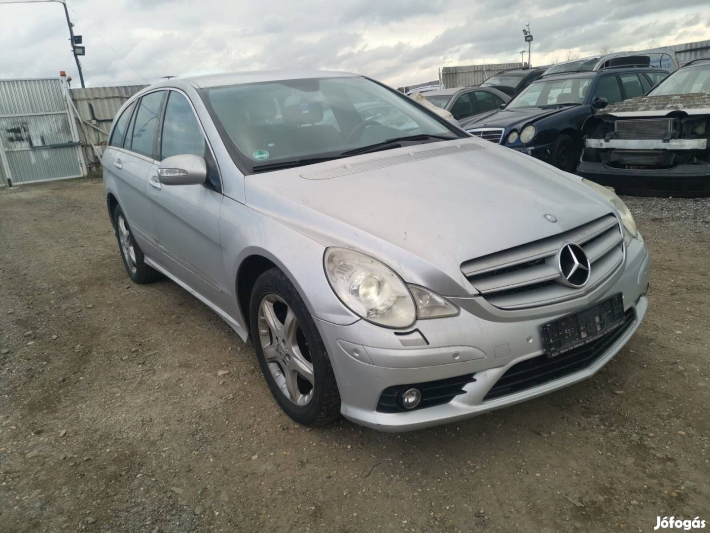 Mercedes W251 - R-class R280 cdi 4 matic 2007 bontott mindene eladó