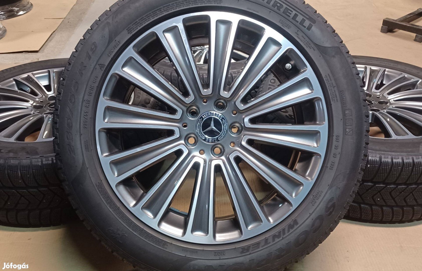 Mercedes W253 GLC 5x112 8x19 235/55 R19 téli gumikkal 4db