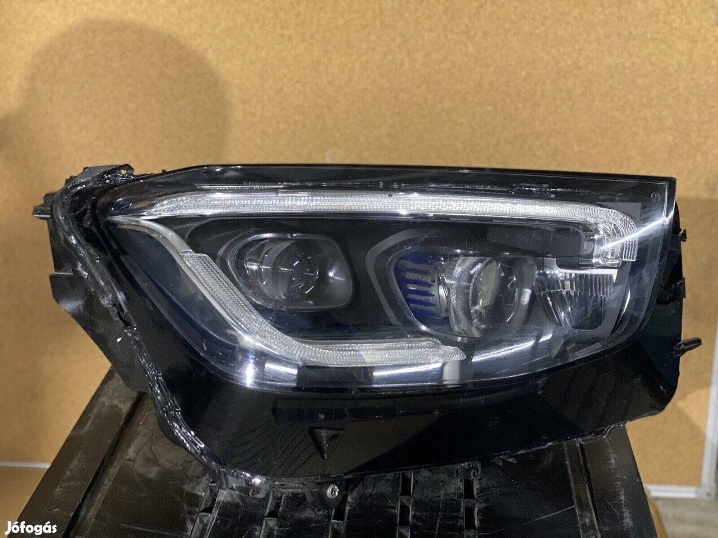 Mercedes W253 - GLC-class bontott Fényszóró, törött csak alkatrésznek