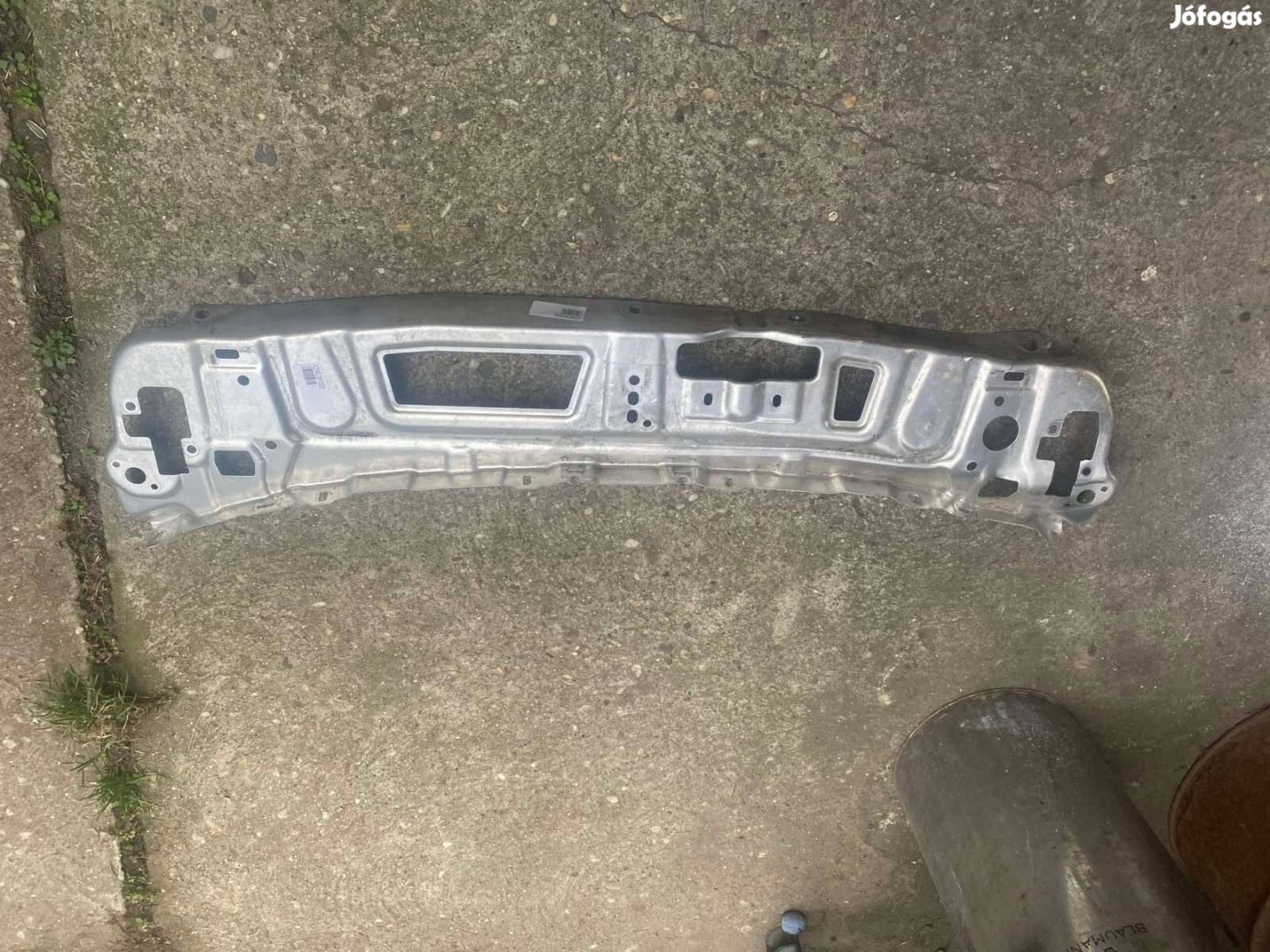 Mercedes W254 GLC erősítő lemez konzol