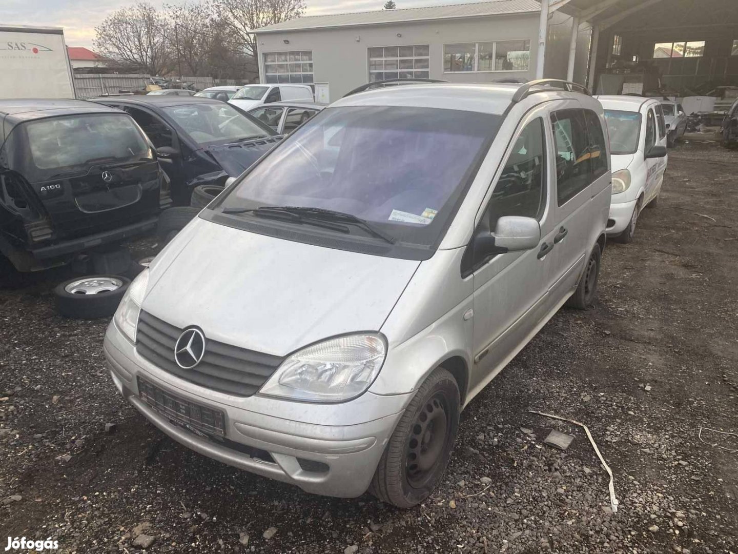 Mercedes W414 - Vaneo 1.9 benzin 2003 bontott minden alkatrésze eladó