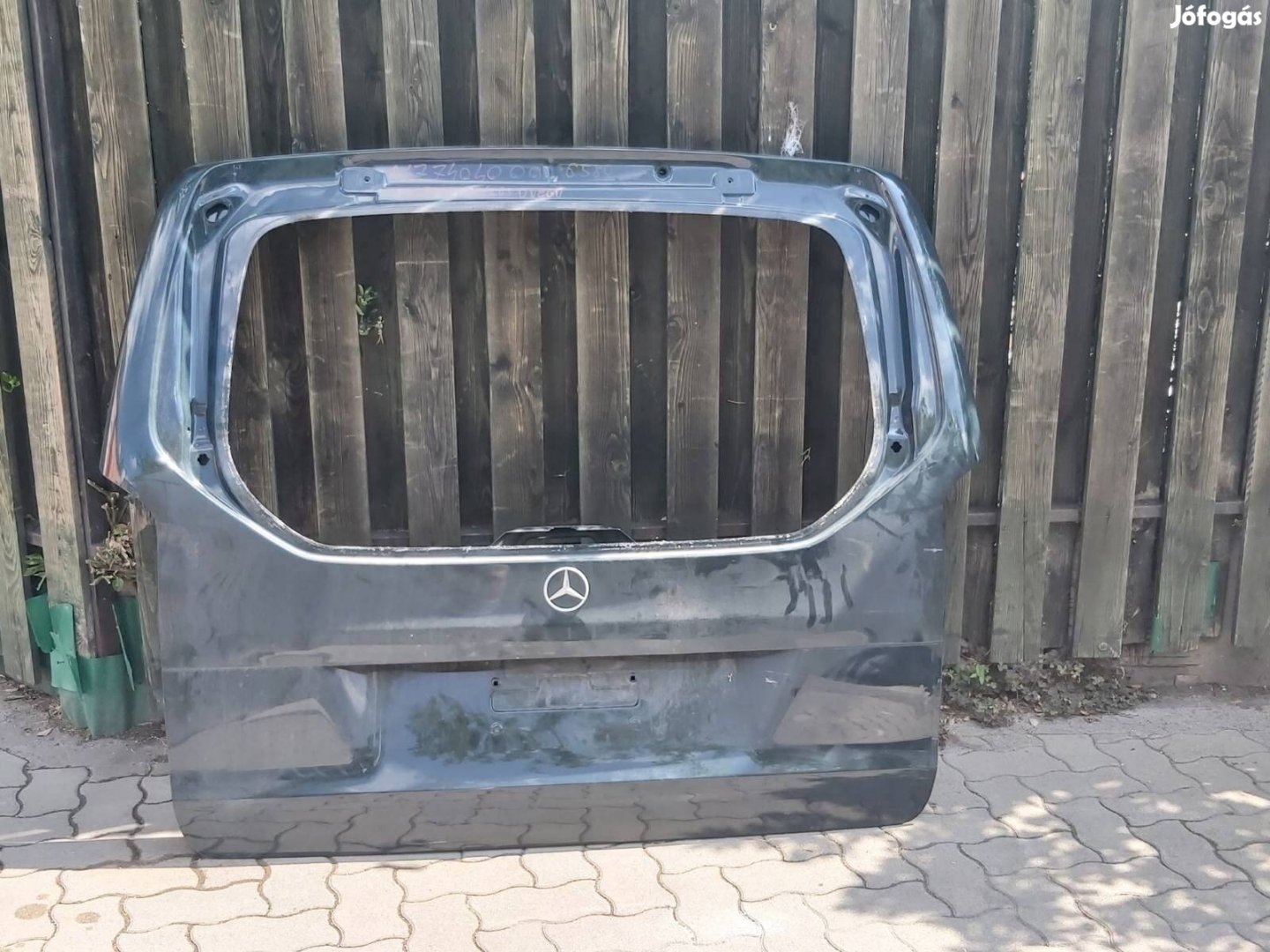 Mercedes W447 - Vito csomagtér ajtó felfelé nyíló üveges eladó