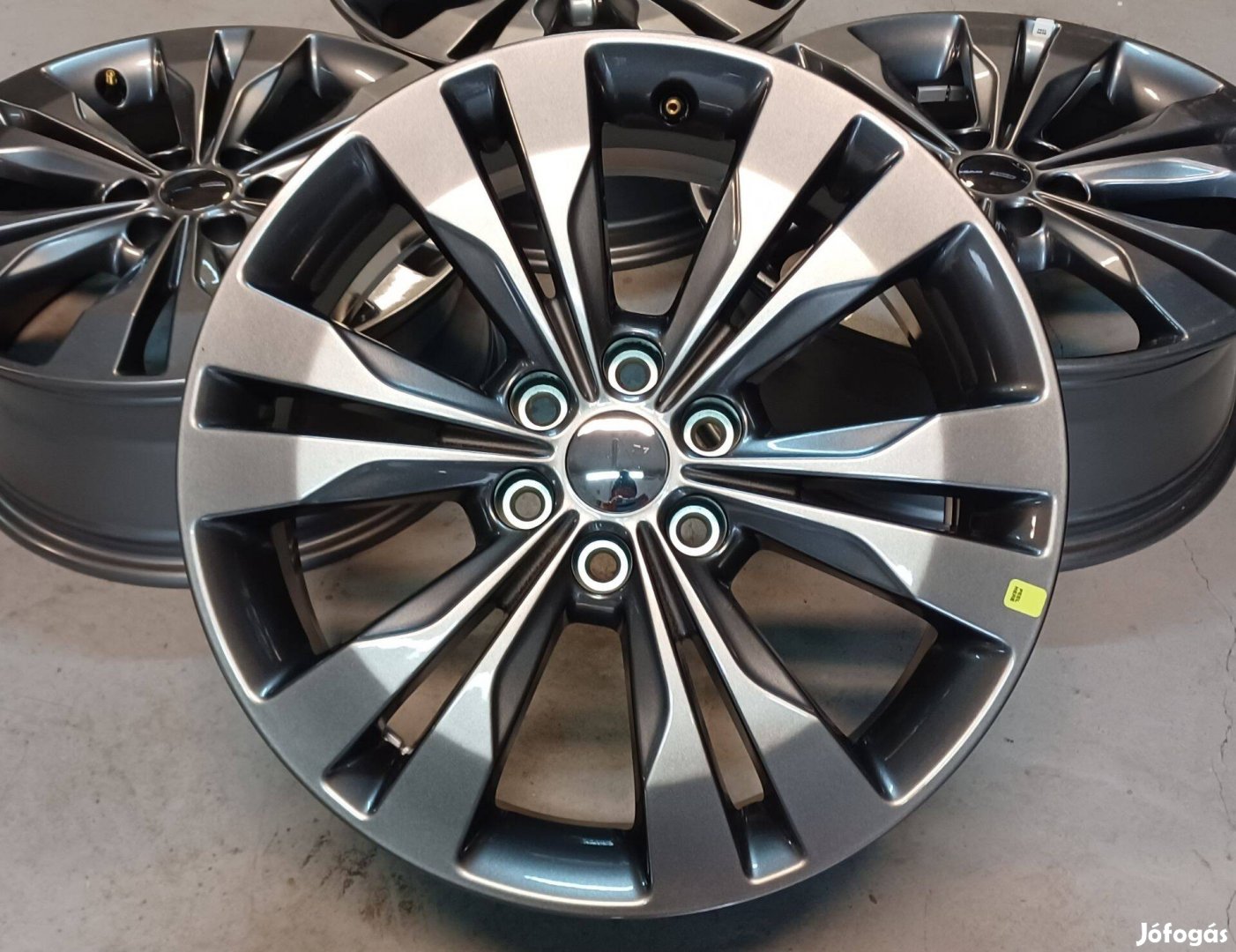 Mercedes W470 X klasse 6x114,3 7,5x18 ET50 4db