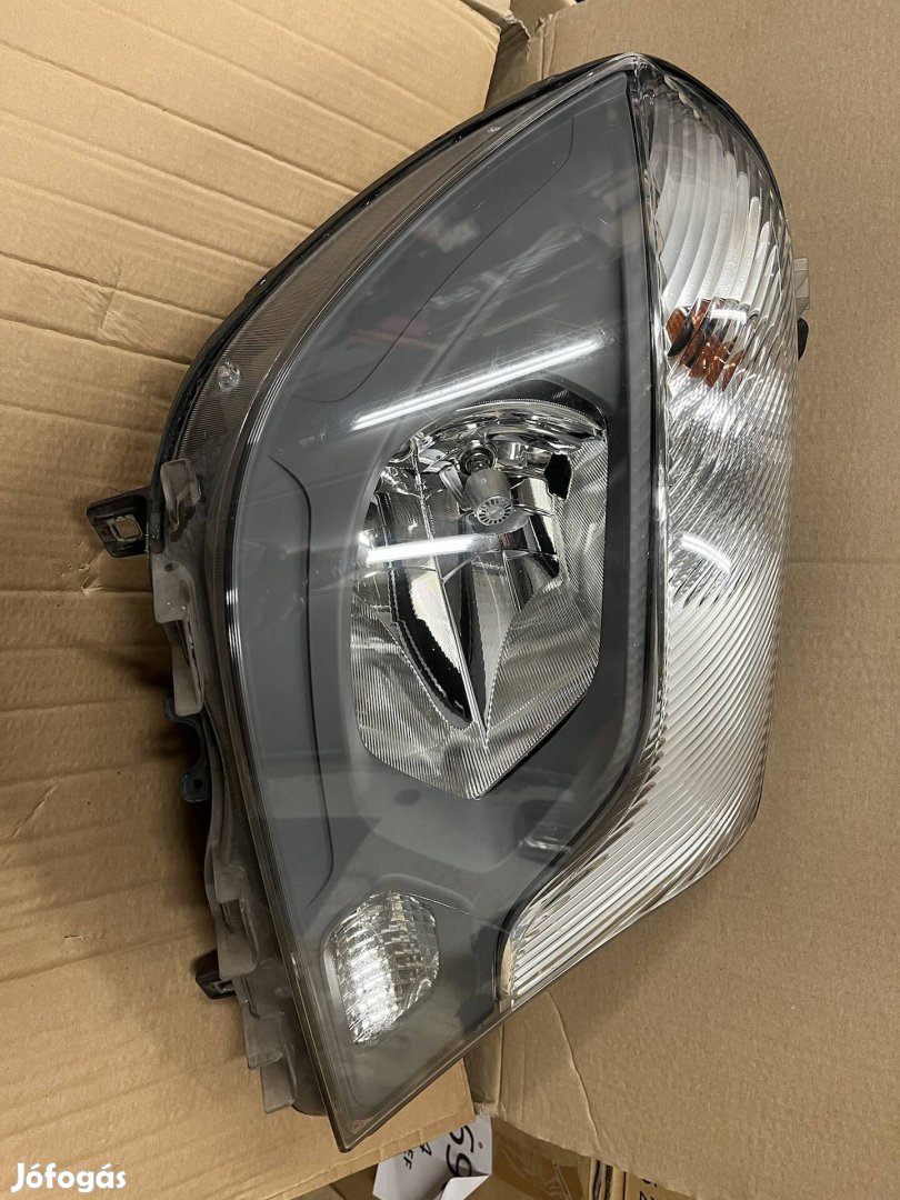 Mercedes W906 Sprinter jobb első fényszóró