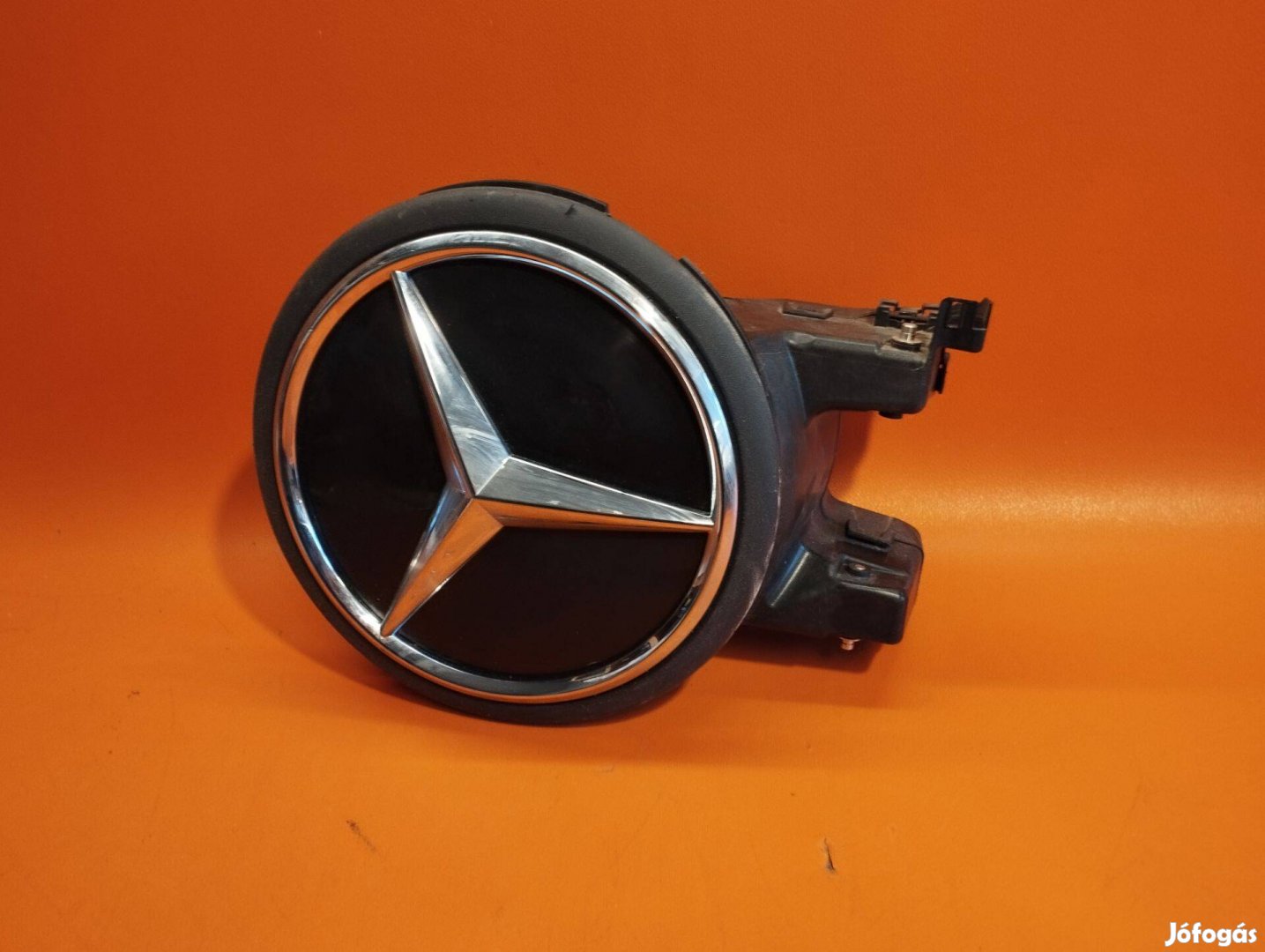 Mercedes W910 Sprinter tültőnyílás embléma (M.30.304)