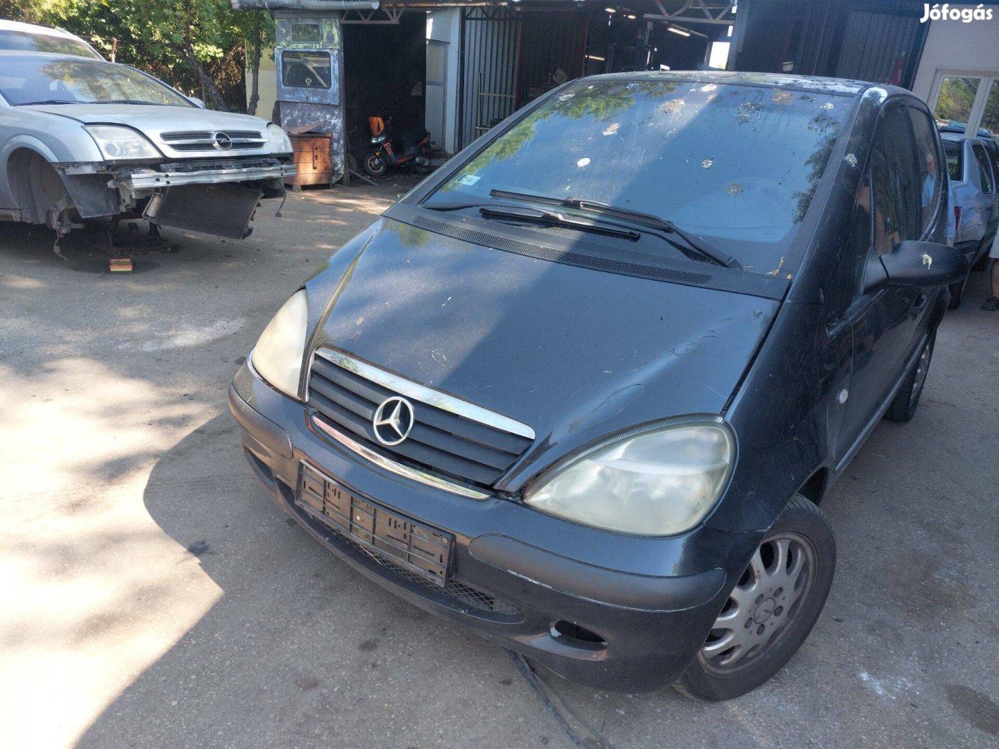 Mercedes -Benz 168 A140 alkatrészei
