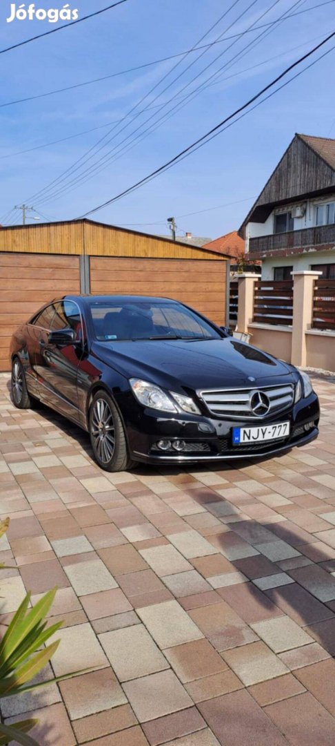 Mercedes- Benz E250 CGI Blue Efficiency Avandgarde