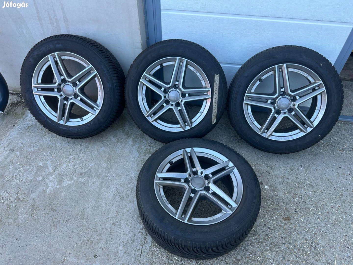 Mercedes -hez 16-os 5x112, et48 alufelni szett téli gumival eladó