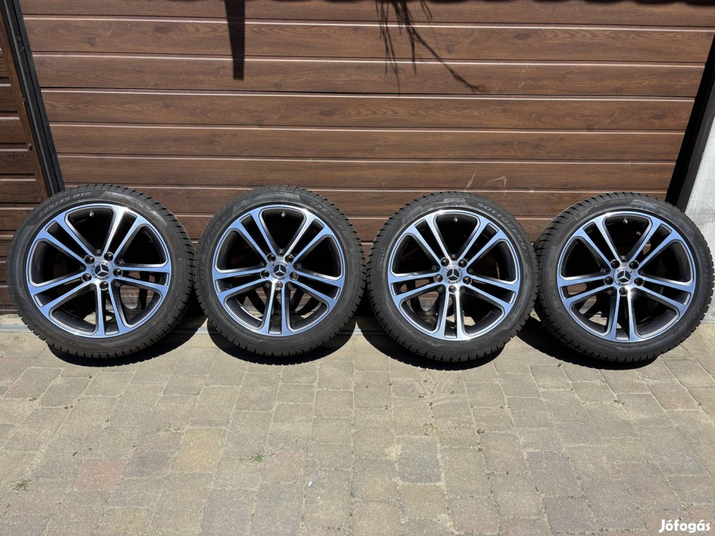 Mercedes alufelni 18 col  7,5J  225/45r18 Pirelli téli gumi  