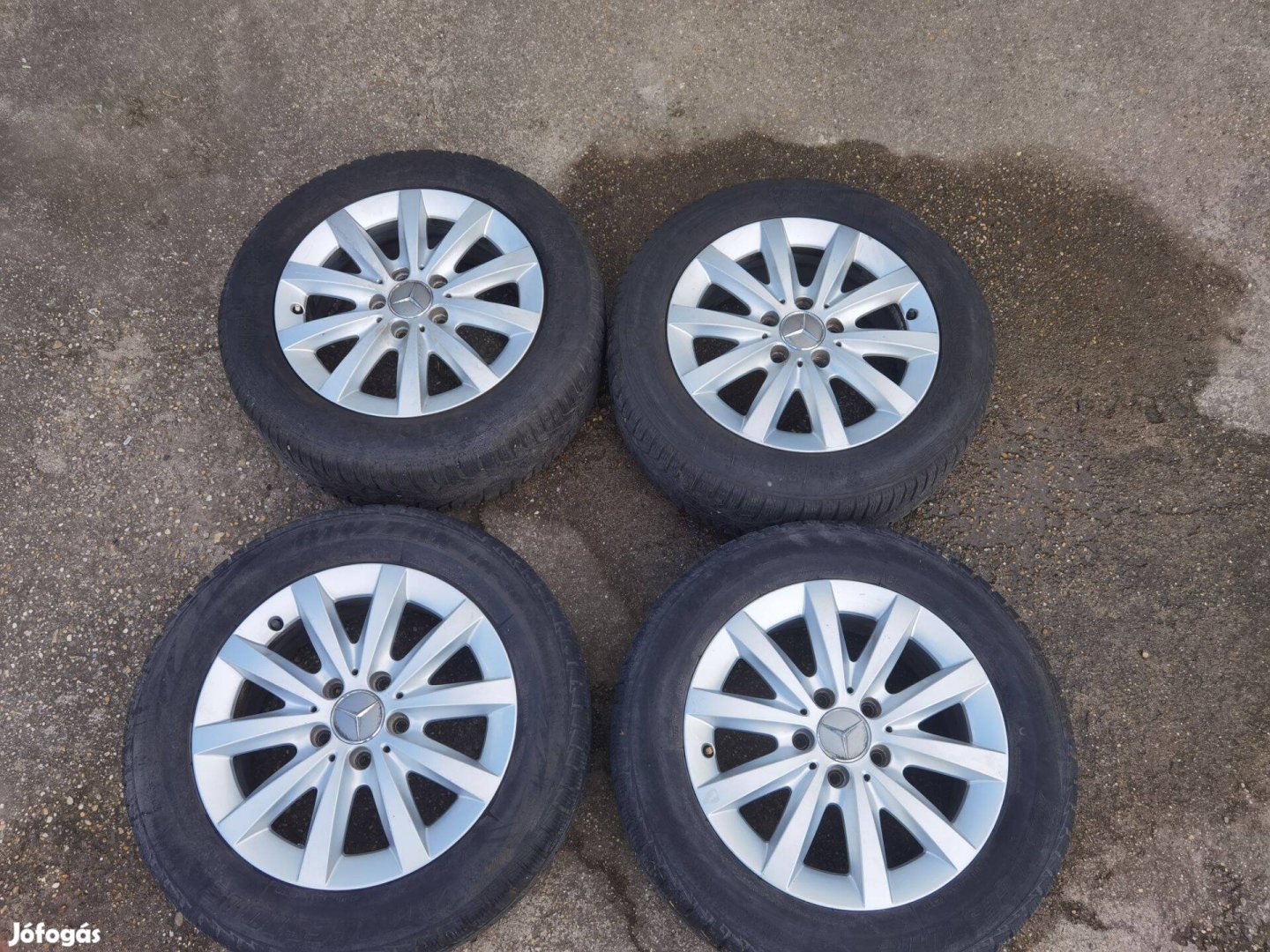 Mercedes alufelni gyári 16os garnitúra jó téligumikkal 4db/60e FT