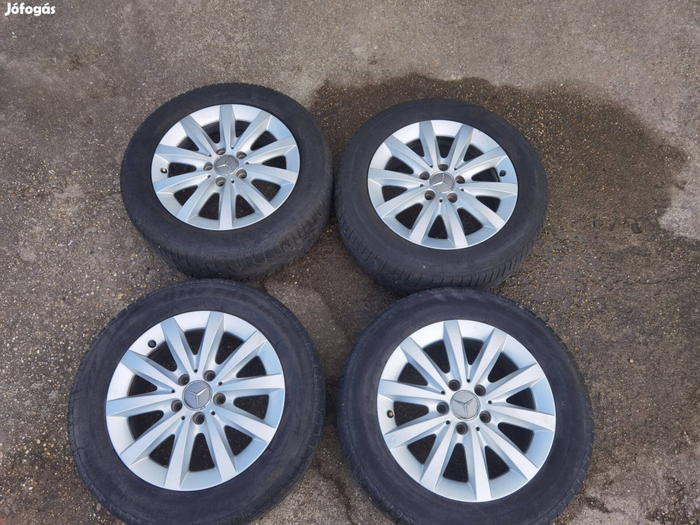 Mercedes alufelni gyári 16os garnitúra jó téligumikkal 4db/60e FT