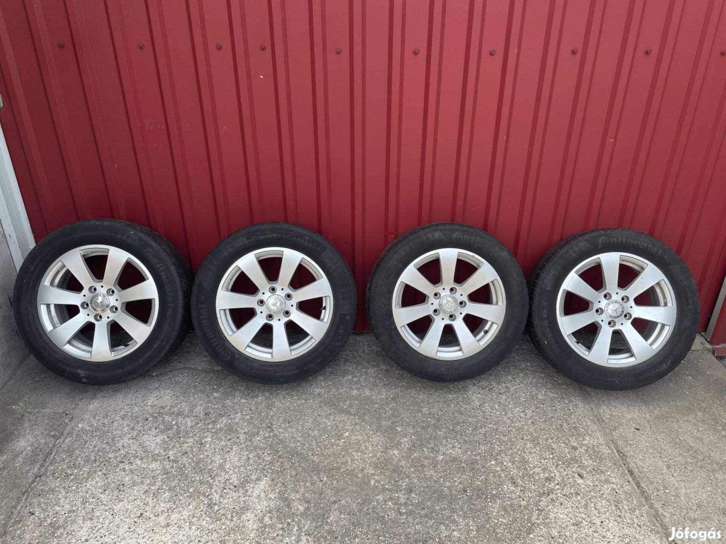 Mercedes alufelnik nyárigumikkal 5x112 205/55R16