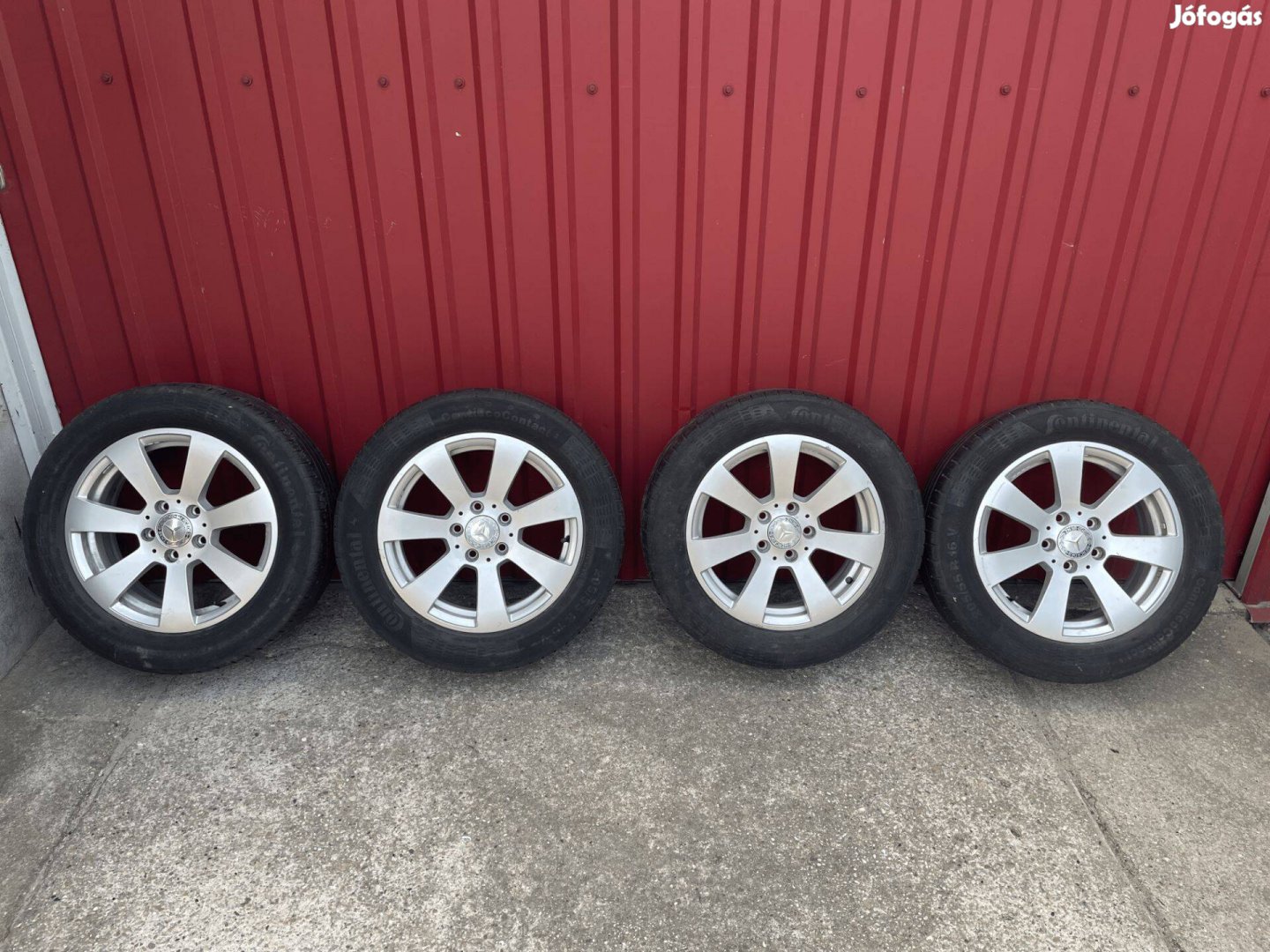 Mercedes alufelnik nyárigumikkal 5x112 205/55R16