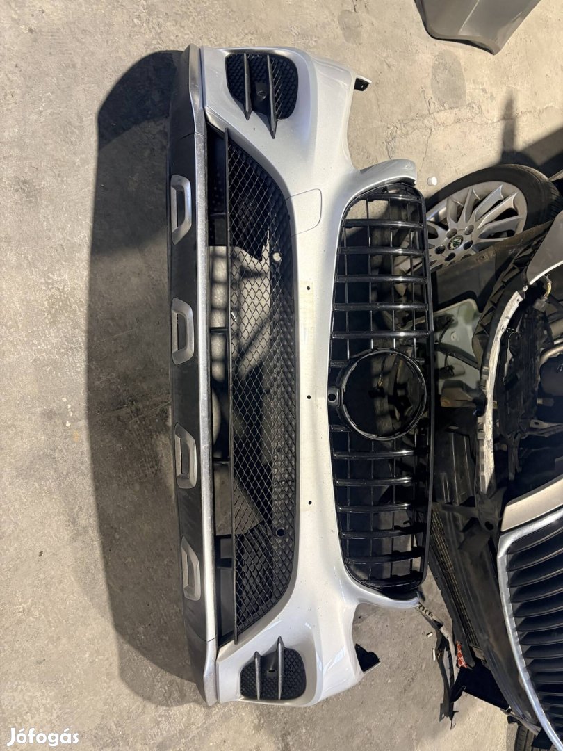 Mercedes-amg glc43 első lökhárító