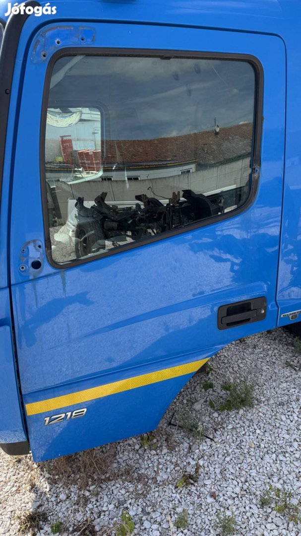 Mercedes atego euro6 vezető és utas ajtó