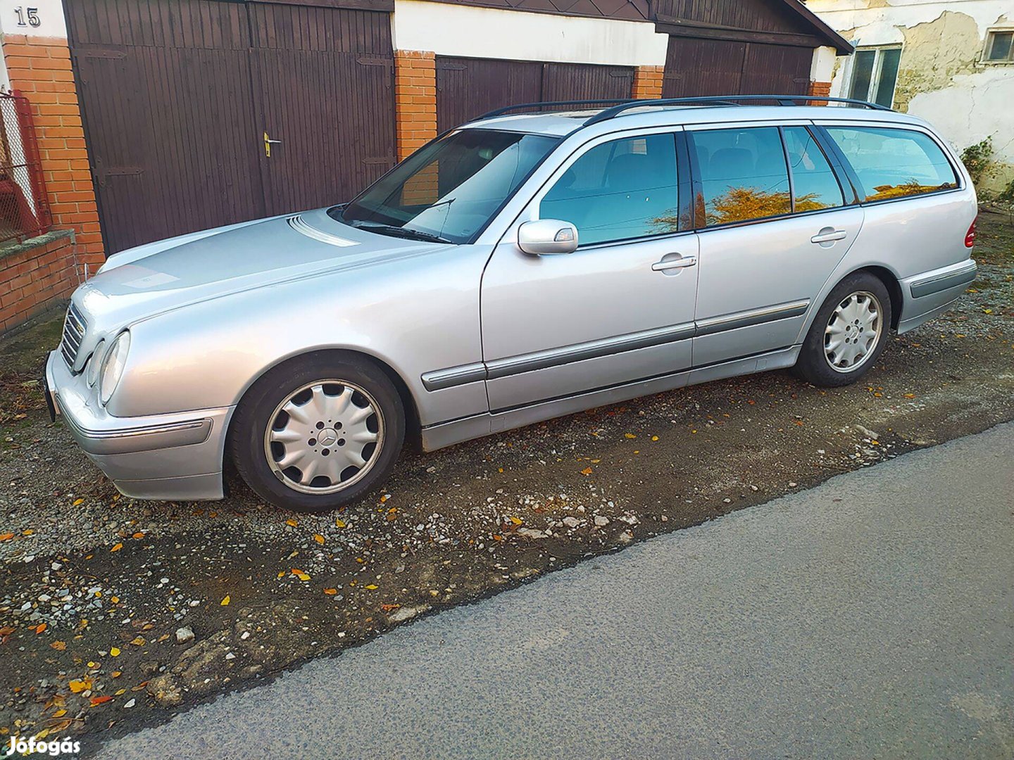 Mercedes-benz E220 CDI