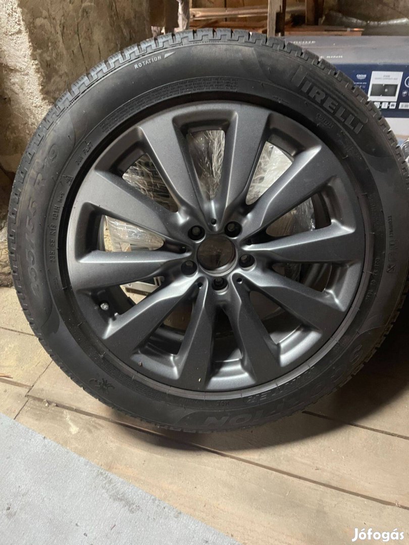 Mercedes-benz GLC téligumi garnítúra