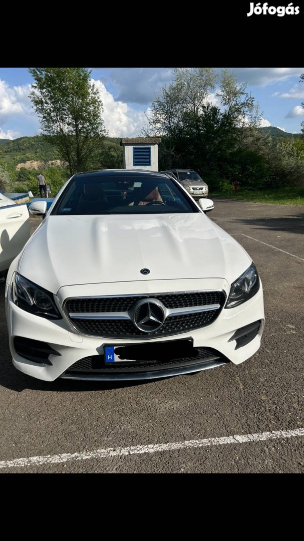 Mercedes benz gyári w238 díszrács