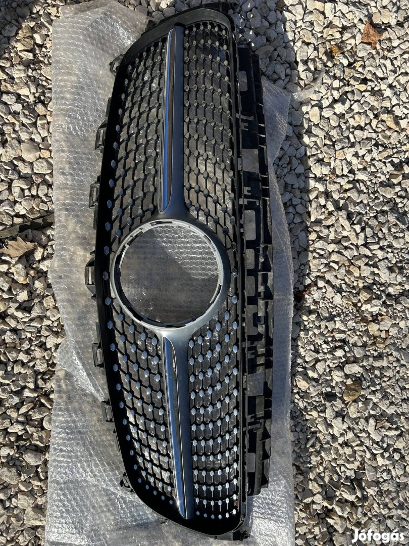 Mercedes benz gyári w/c 238 díszrács