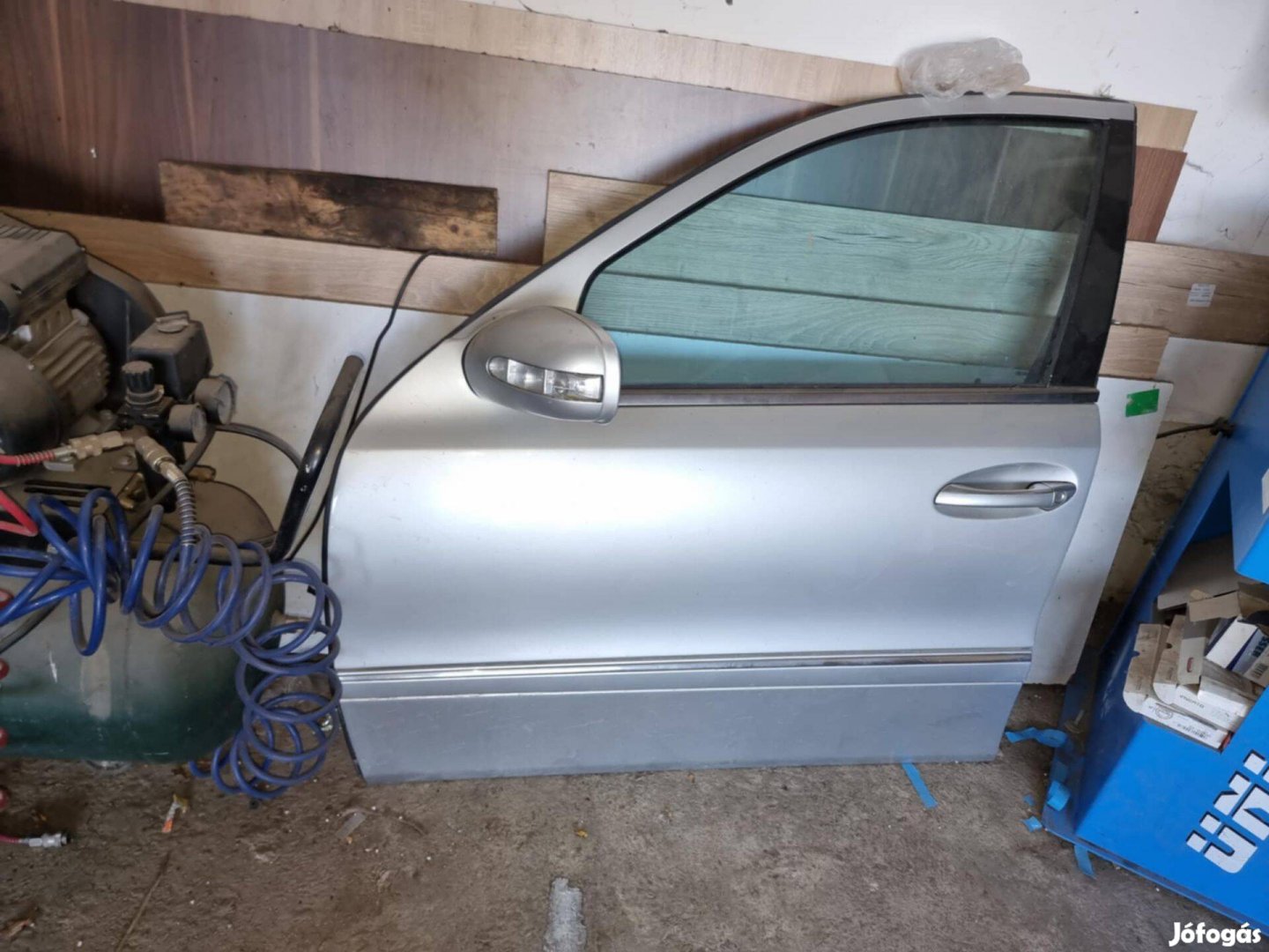 Mercedes benz w211 bal első ajtó c osztály