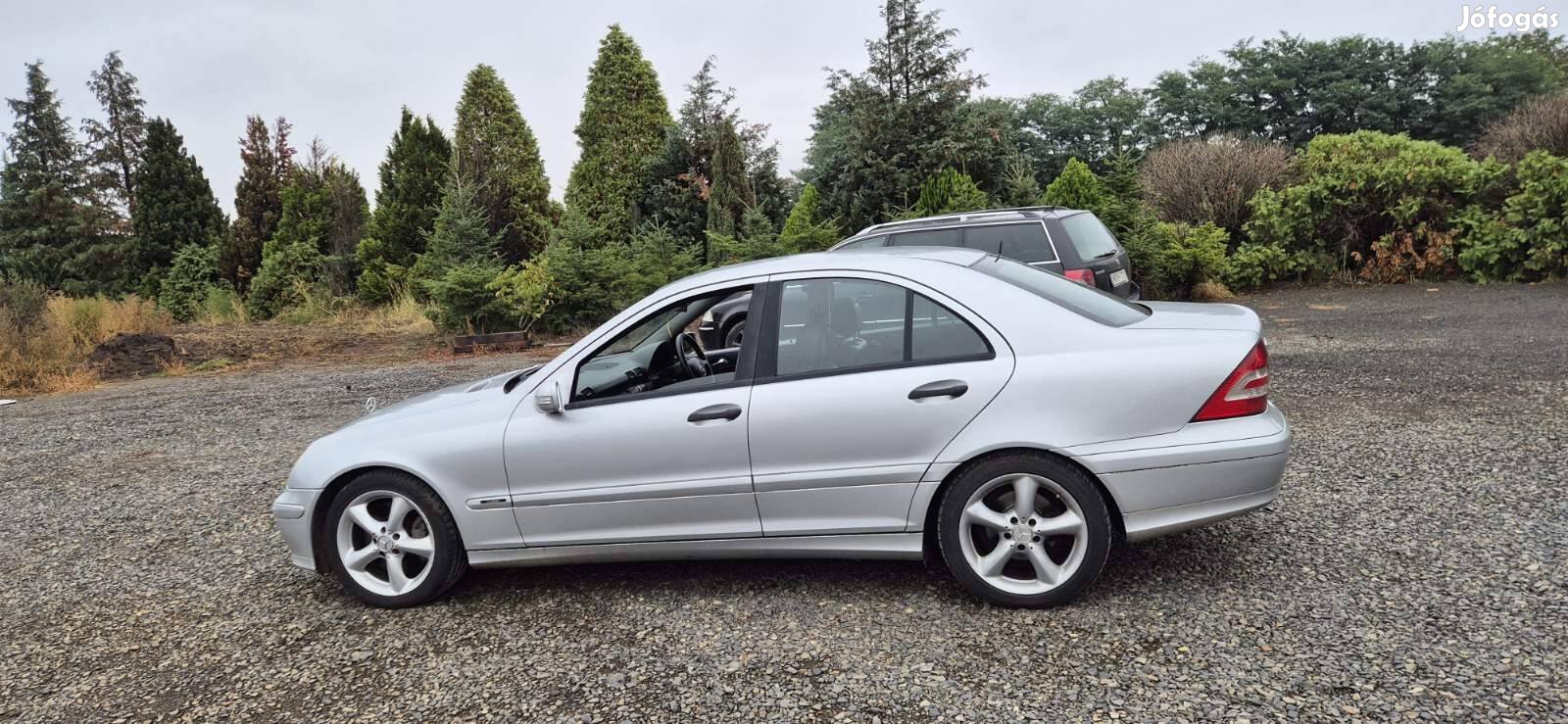 Mercedes c220 Facelift cdi w203 alkatrészei eladók 