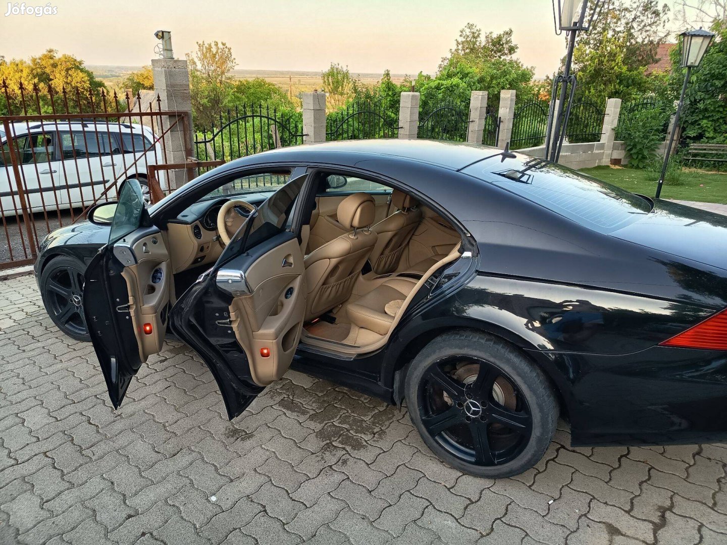 Mercedes cls
