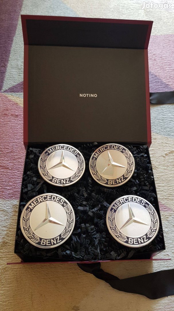 Mercedes felni kupak közép