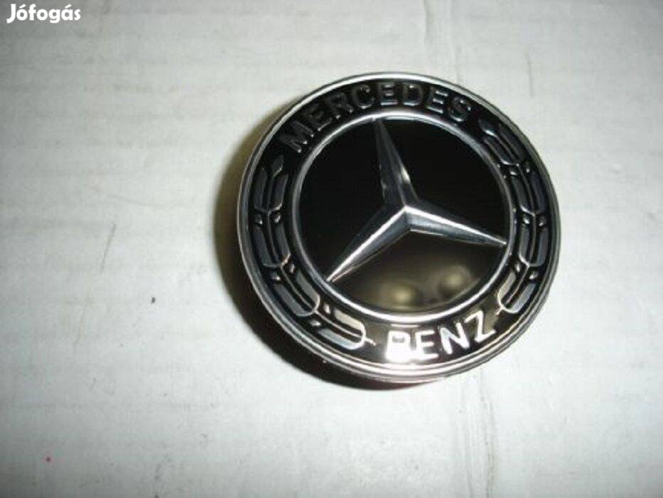 Mercedes géptető embléma eladó. Cikkszám:0008173305