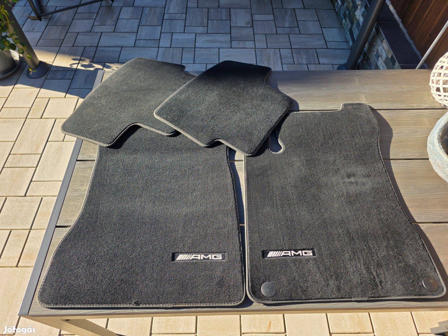Mercedes gyári AMG szövetszőnyeg garnitúra