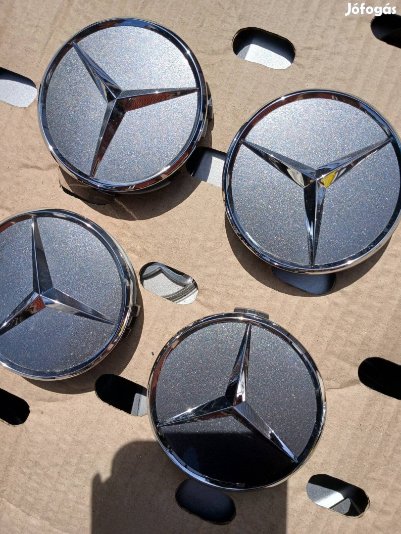 Mercedes gyári alufelni  közép Ujj. 