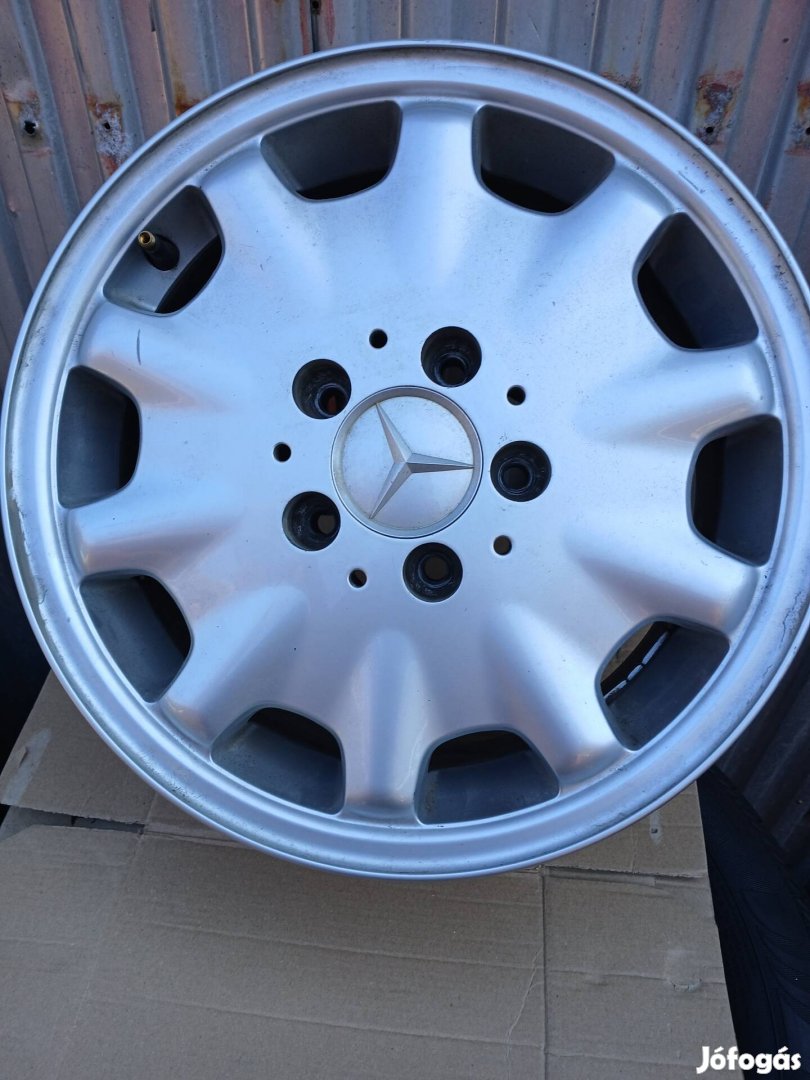 Mercedes gyári alufelni garnitúra 5x112x15. 