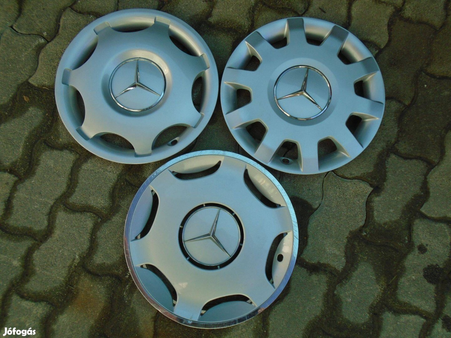 Mercedes gyári dísztárcsák (1-1 db)