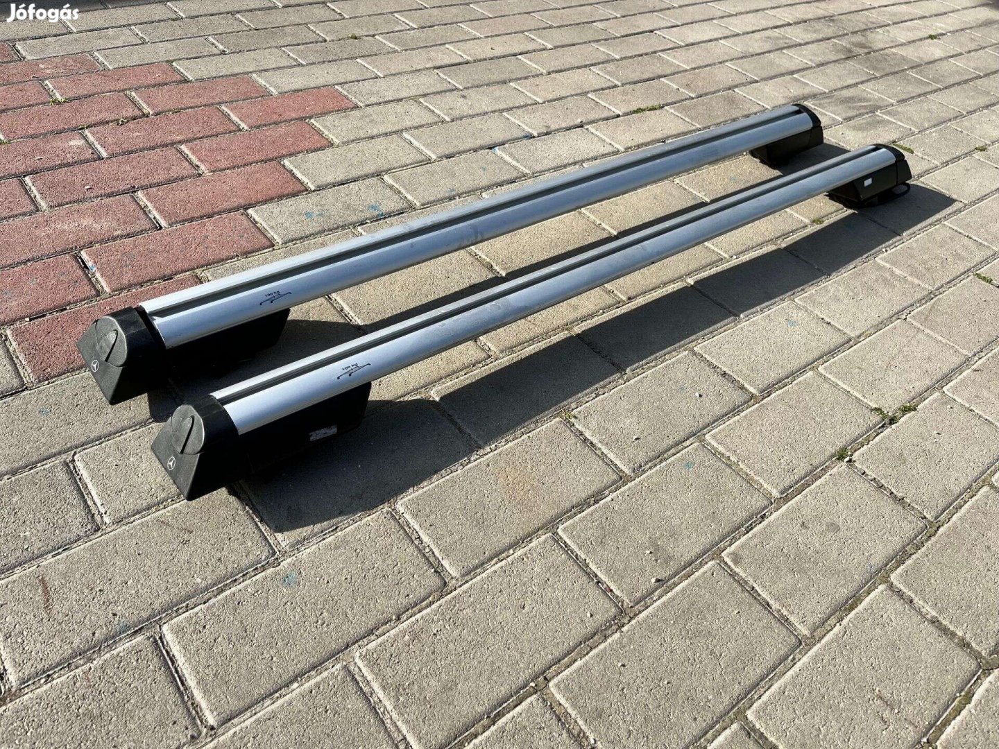 Mercedes gyári tetőcsomagtartó kombi tetőkorlátos autókhoz