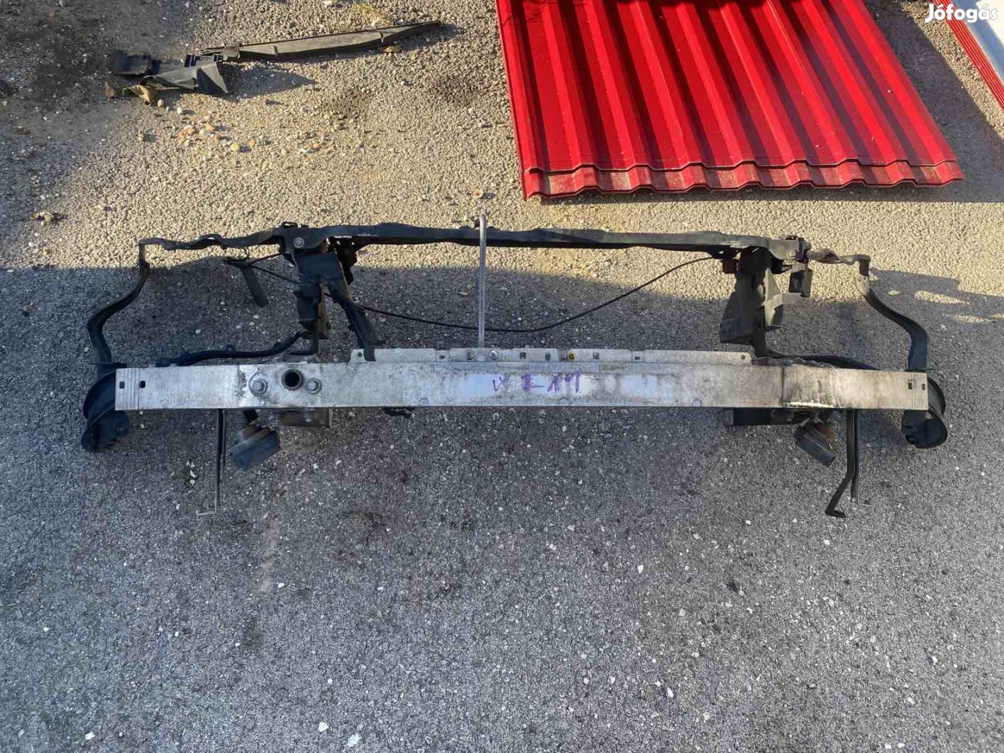 Mercedes homlokfal w211 e-klasse eladó