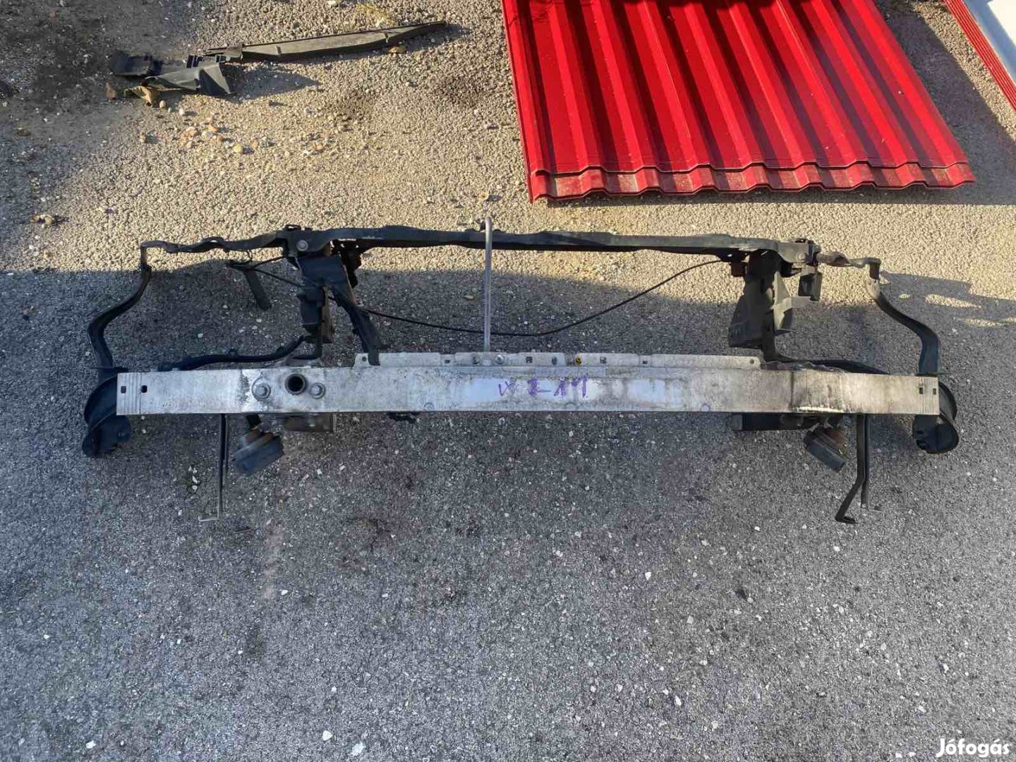 Mercedes homlokfal w211 e-klasse eladó