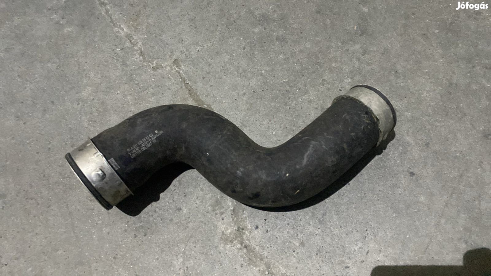 Mercedes jobb töltőlevegő-cső A2115282882 eladó