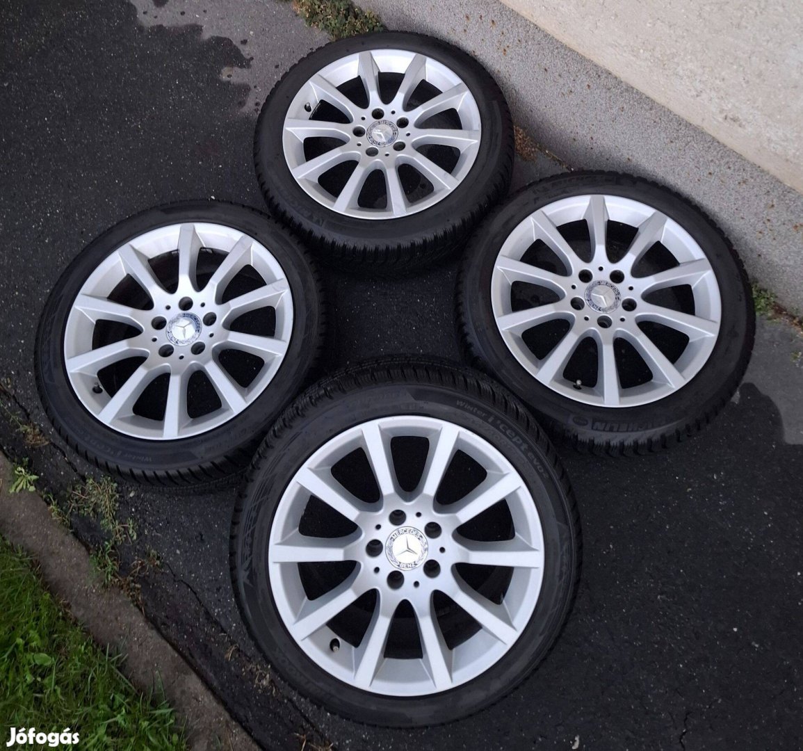 Mercedes kétszéles gyári alufelni 17" 5x112 téli gumival
