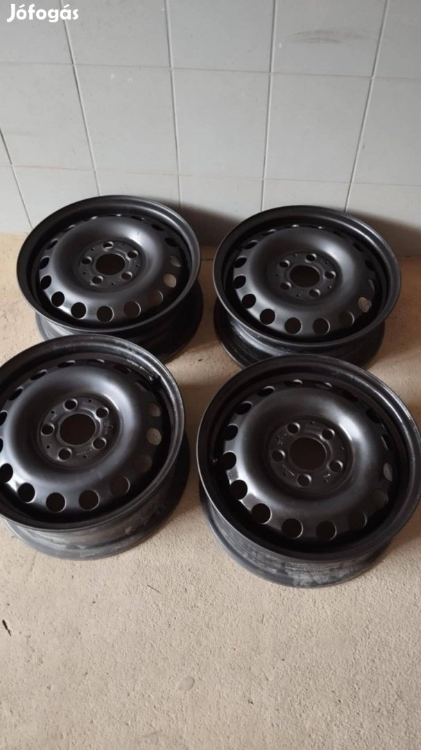 Mercedes lemezfelni. 6 1/2Jx15 ET60