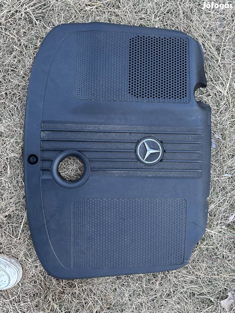 Mercedes om651 200 220 cdi w204 w212 motorvédő burkolat