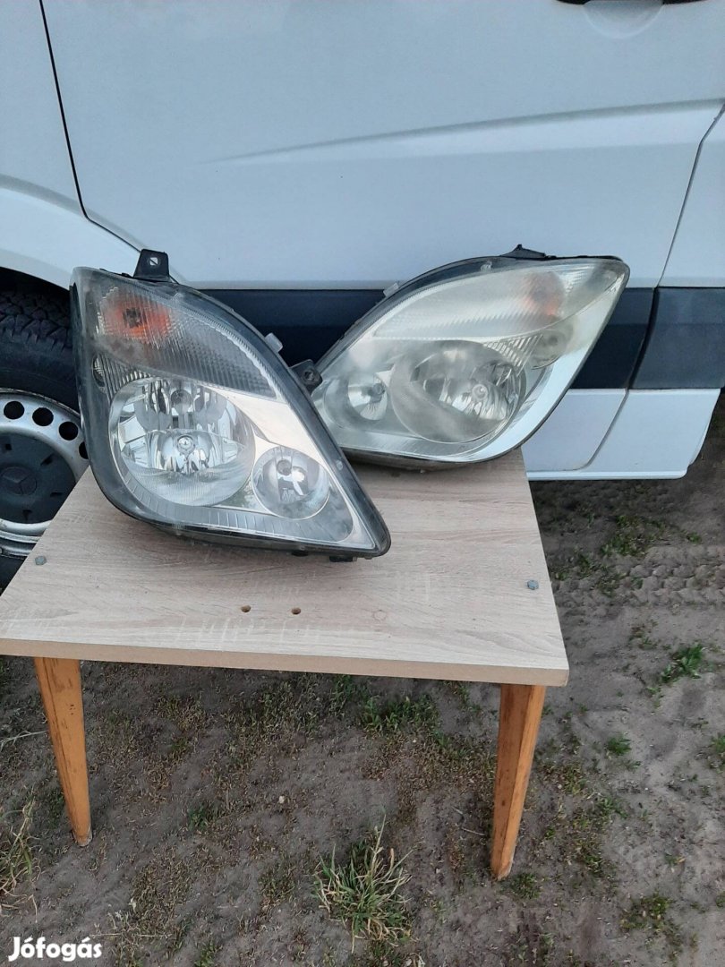 Mercedes sprinter fényszóró jobbos-balos eladó 